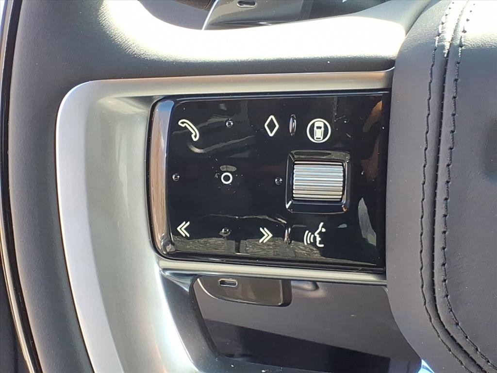 New 2026 Land Rover Range Rover SE image 16