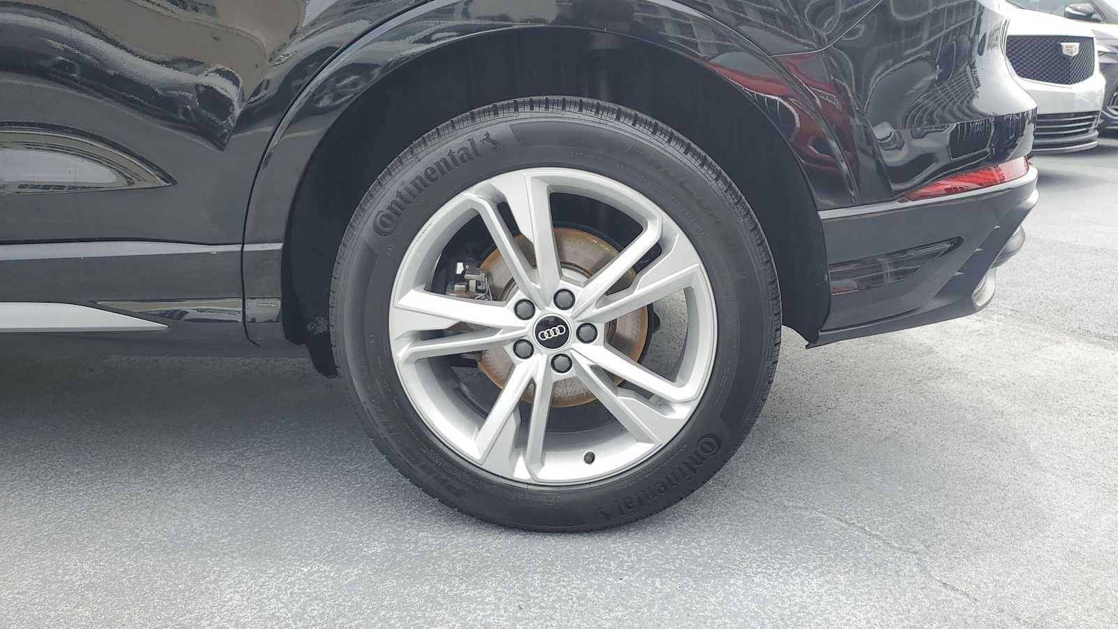 Certified 2022 Audi Q3 2.0T Premium w/ Convenience Package AWD/4WD image 13