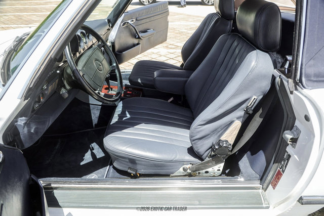Used 1988 Mercedes-Benz 560 SL image 29