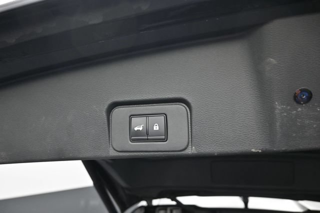 Used 2023 Nissan Rogue SV w/ SV Premium Package AWD/4WD image 7