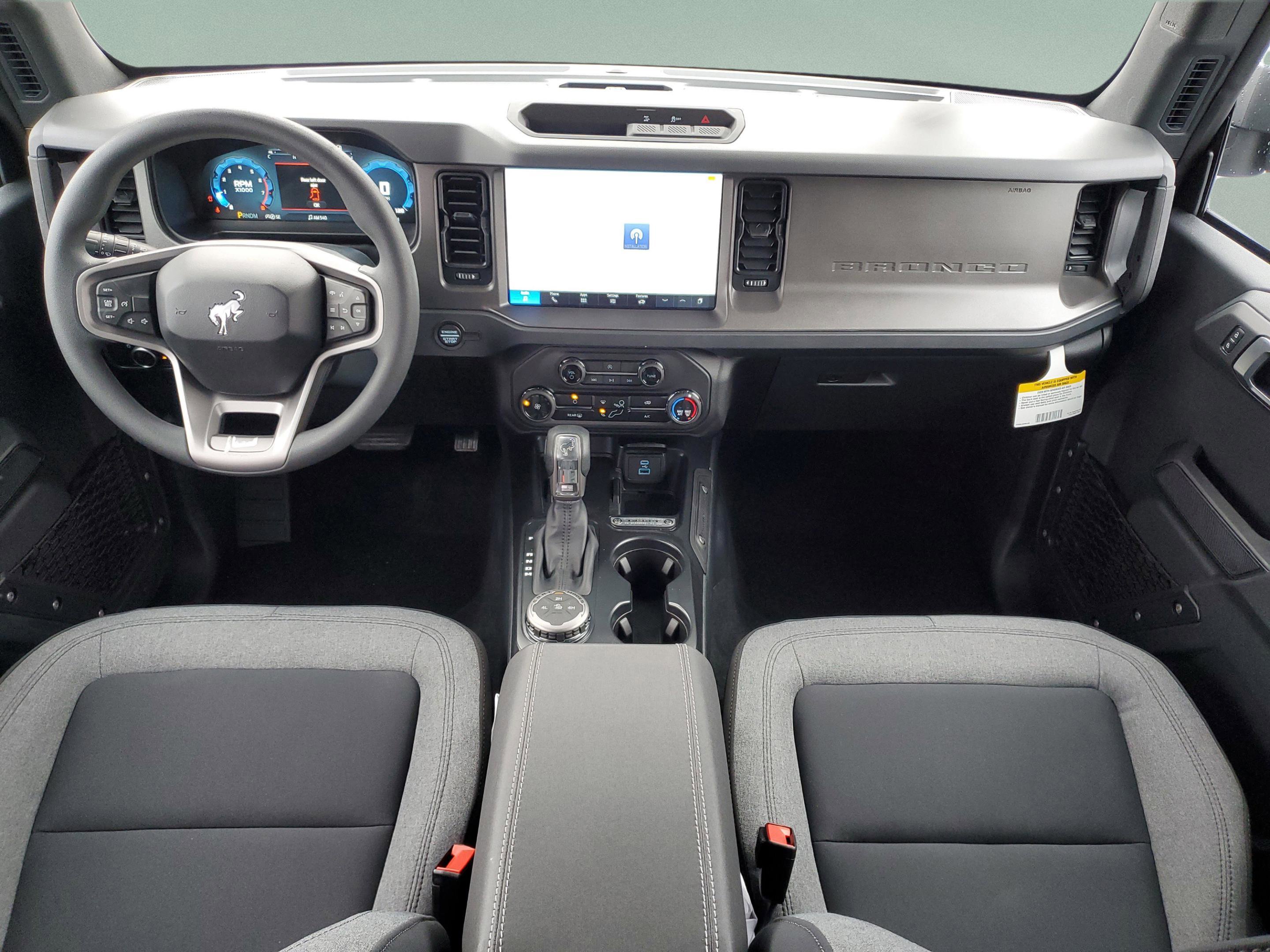 New 2025 Ford Bronco 4-Door image 9