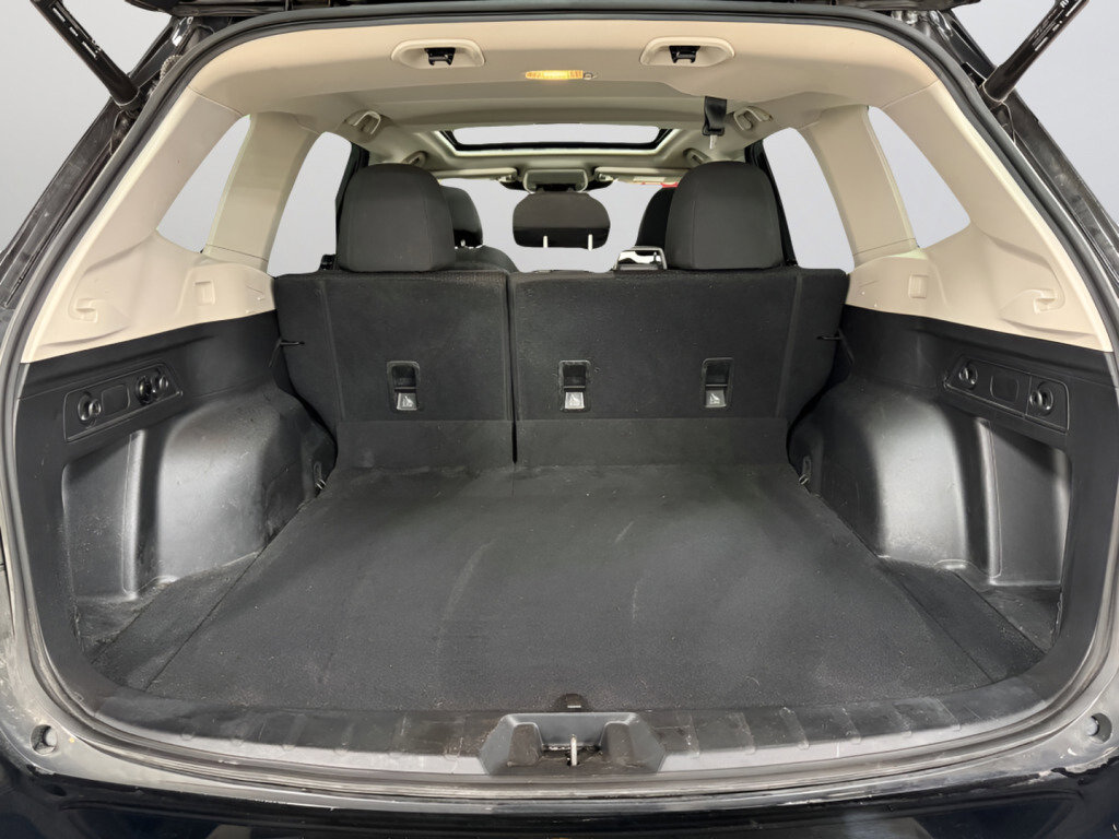 Used 2023 Subaru Forester Premium image 9