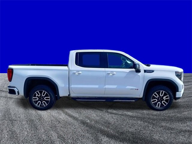 Used 2023 GMC Sierra 1500 AT4 w/ AT4 Premium Package image 4