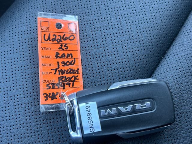 Used 2025 RAM 1500 Laramie AWD/4WD image 41