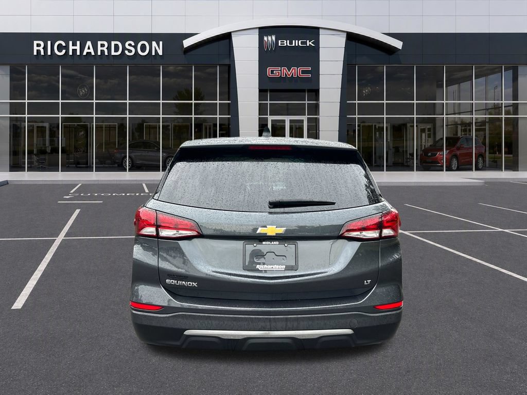 Used 2023 Chevrolet Equinox LT FWD image 4