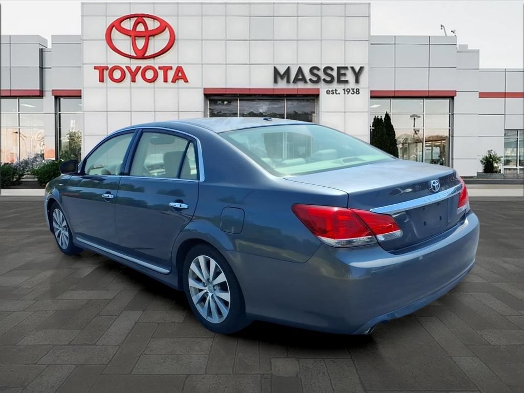 Used 2011 Toyota Avalon Limited FWD image 5