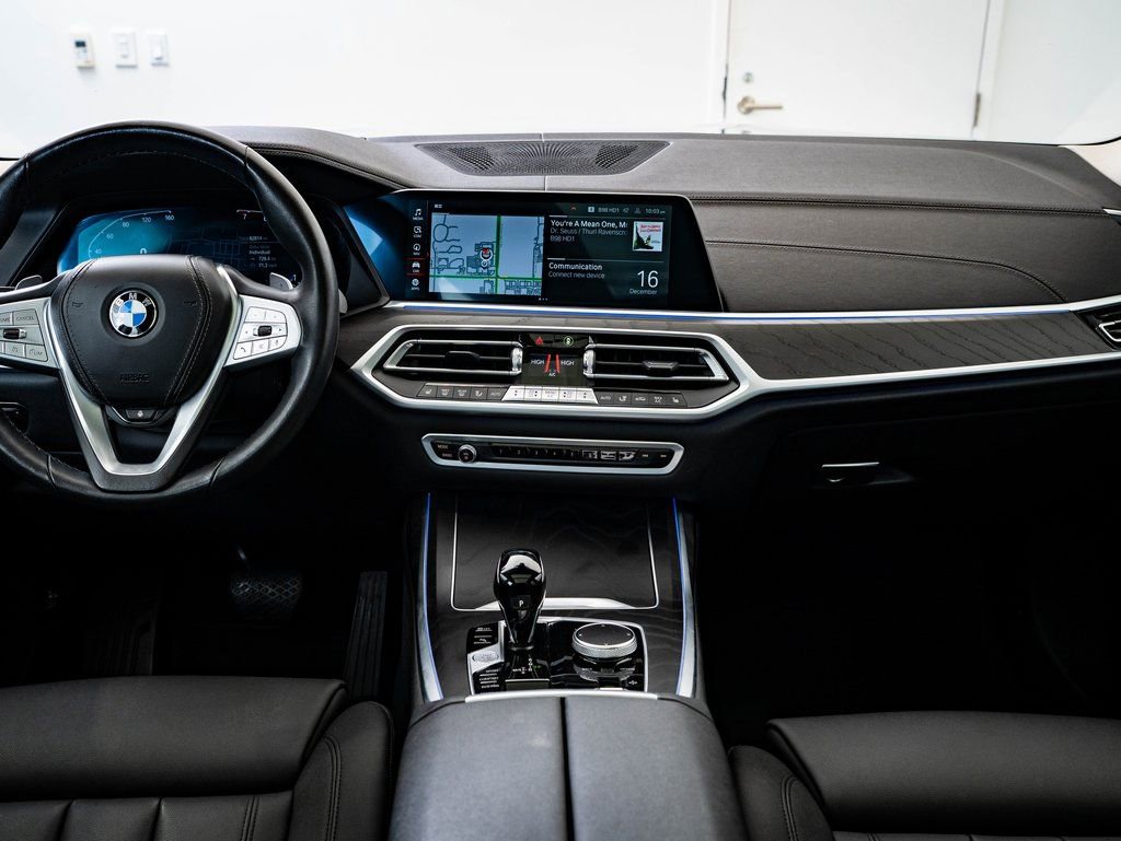 Used 2022 BMW X7 xDrive40i w/ Premium Package AWD/4WD image 29
