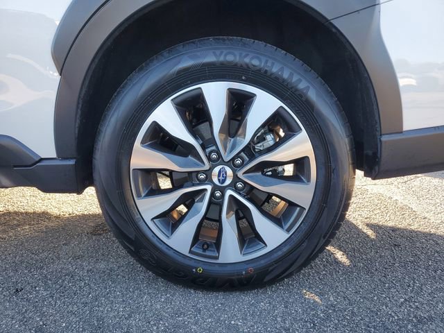 Used 2025 Subaru Outback Touring XT w/ Tech Package 3 image 13