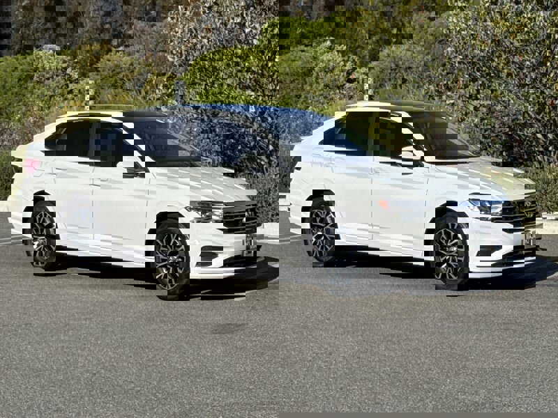 Used 2019 Volkswagen Jetta SE image 8