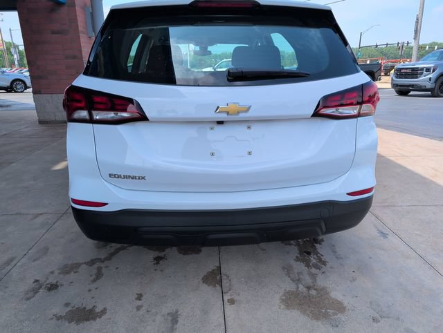 Used 2023 Chevrolet Equinox LS FWD image 6
