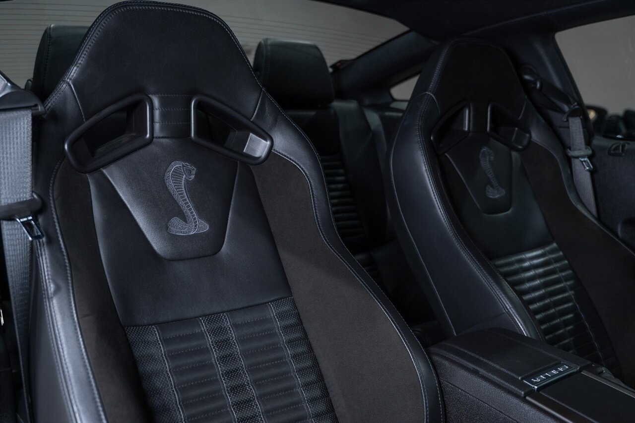 Used 2013 Ford Mustang Shelby GT500 RWD image 61