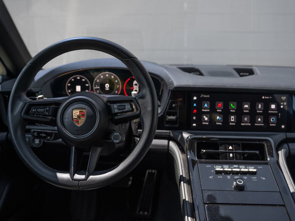 Used 2025 Porsche Panamera 4 AWD/4WD image 22