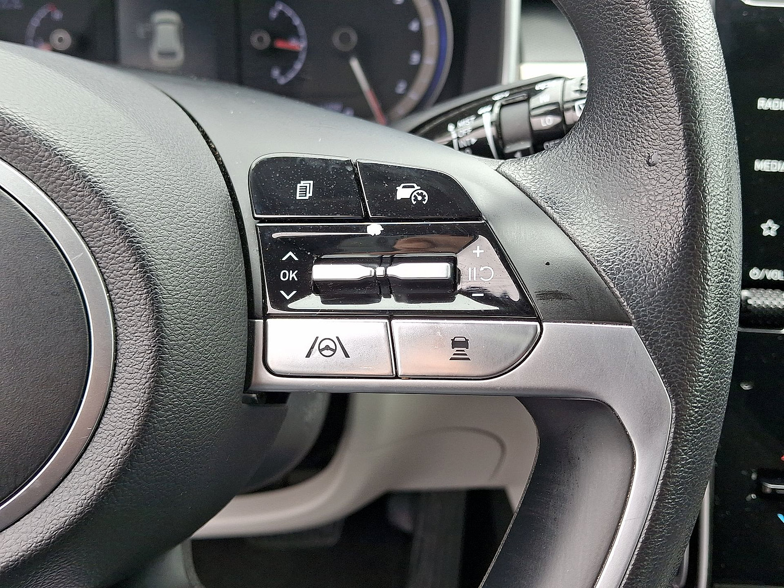 Used 2024 Hyundai Tucson SEL FWD image 18