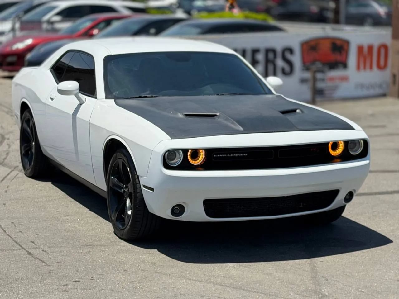 Used 2017 Dodge Challenger R/T RWD image 2