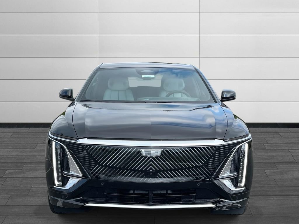 New 2026 Cadillac Lyriq Premium Luxury image 8