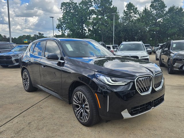 Certified 2025 BMW X3 xDrive30i w/ Premium Package image 3