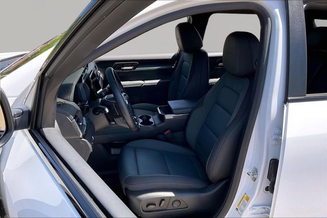 Used 2026 GMC Terrain AT4 w/ Convenience Package III image 15