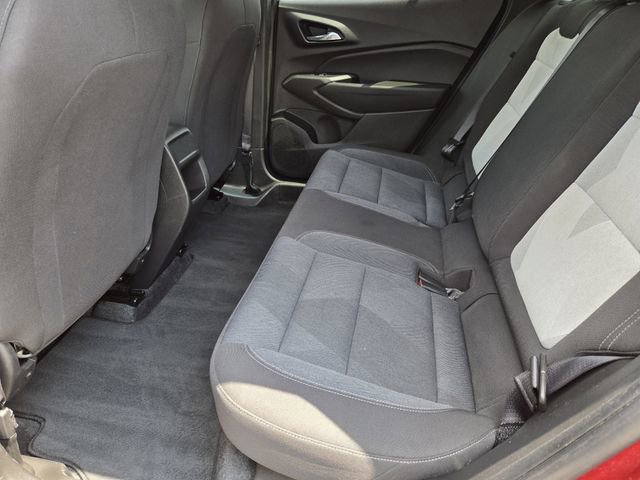 Used 2024 Chevrolet Trax RS FWD image 30