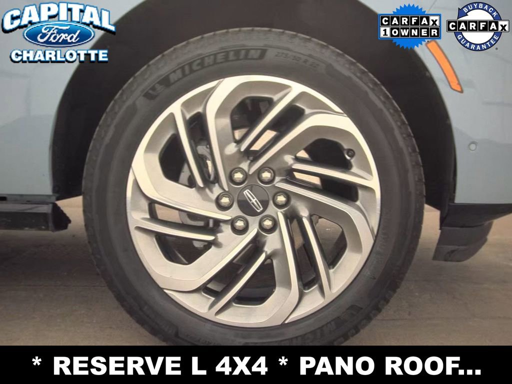 Used 2025 Lincoln Navigator L Reserve AWD/4WD image 10