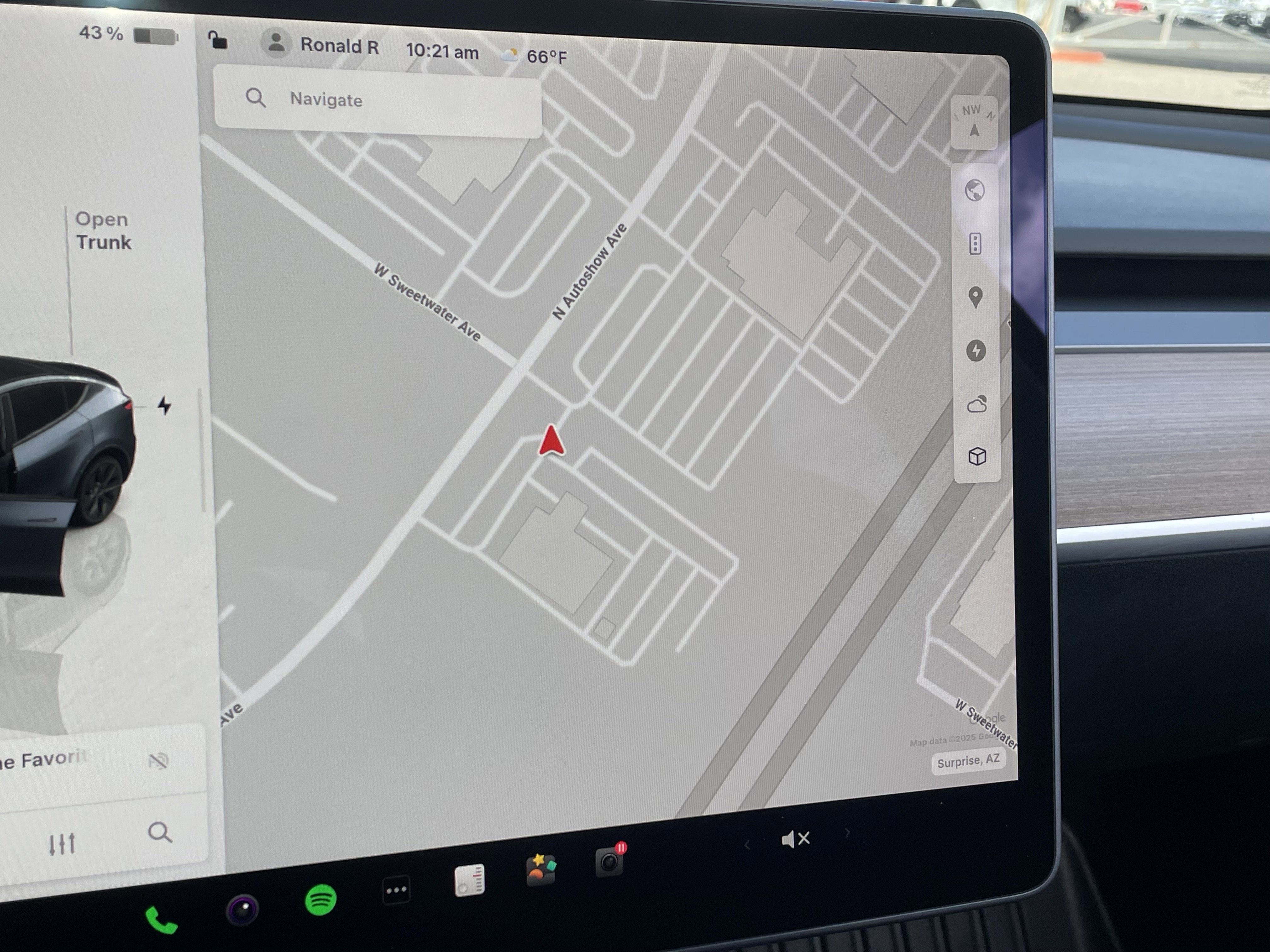 Used 2025 Tesla Model Y Long Range image 27