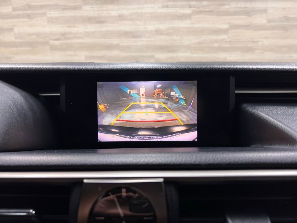 Used 2015 Lexus IS 250 image 9