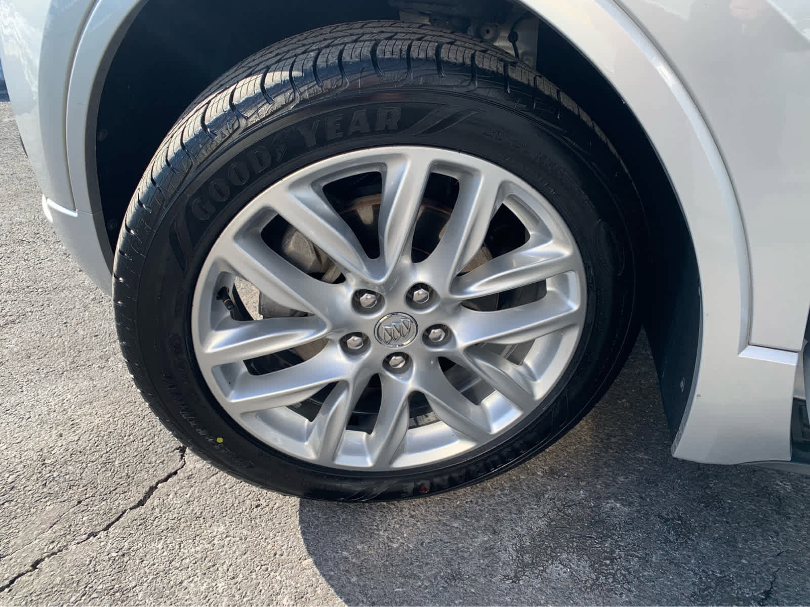 Used 2019 Buick Envision Premium w/ LPO, Active Package image 8