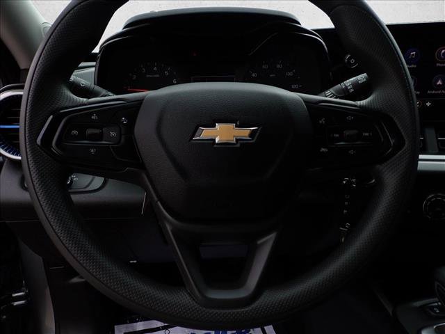 New 2026 Chevrolet Trax LS w/ LS Convenience Package FWD image 14