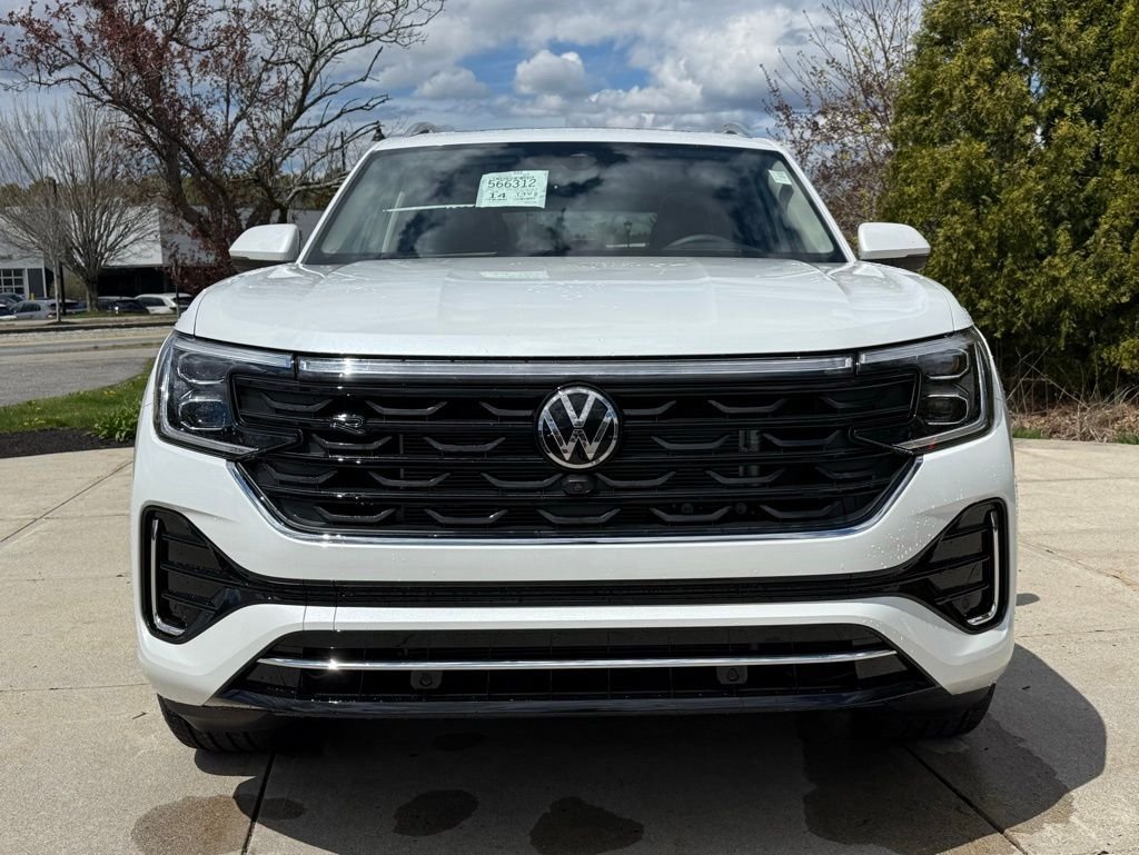 New 2026 Volkswagen Atlas SEL Premium R-Line AWD/4WD image 3