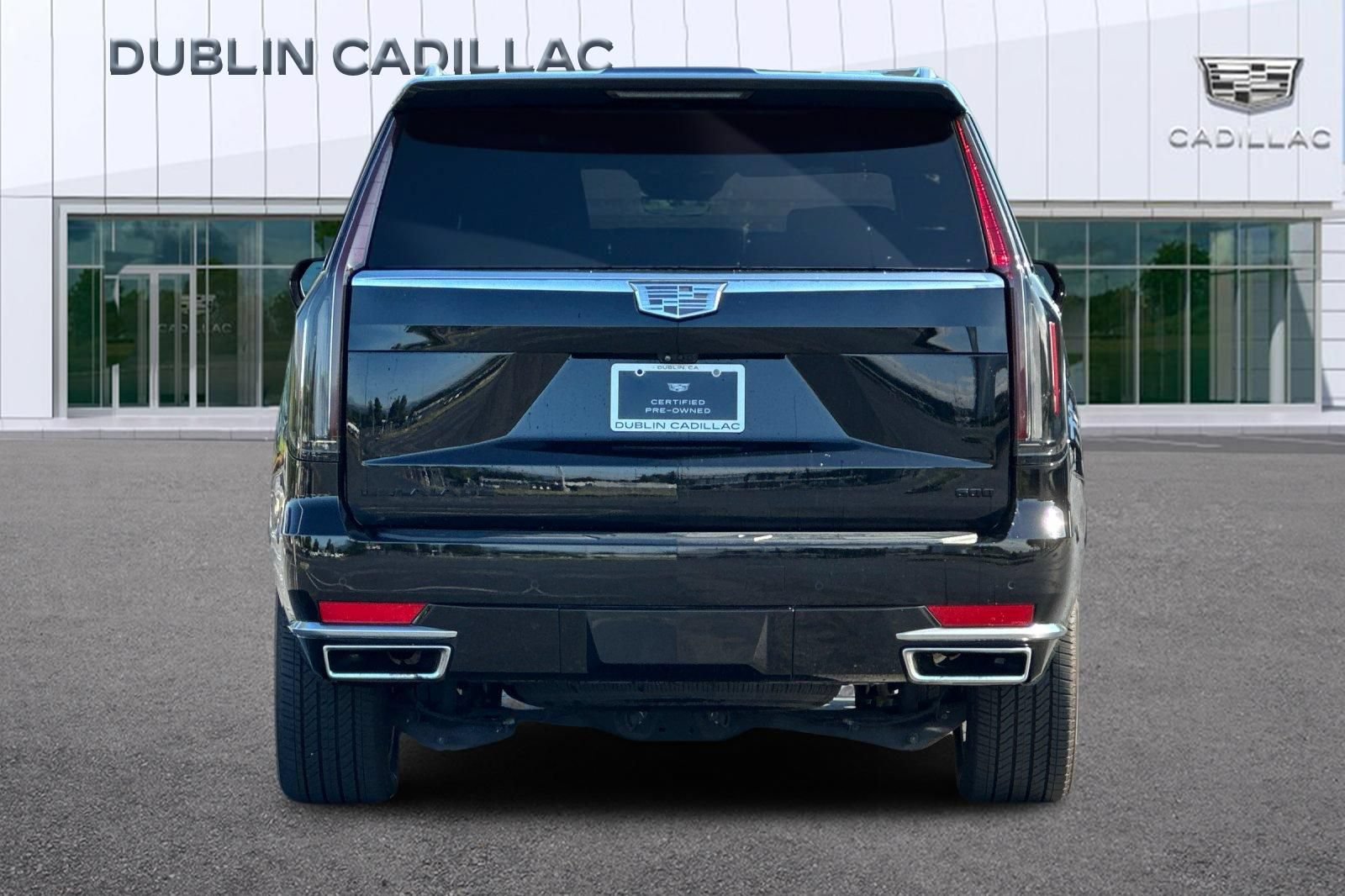 Used 2024 Cadillac Escalade Premium Luxury Platinum AWD/4WD image 5