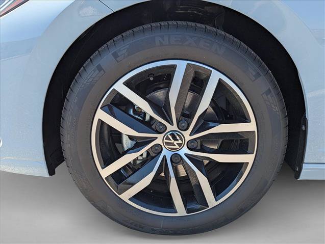 New 2026 Volkswagen Jetta SE FWD image 9