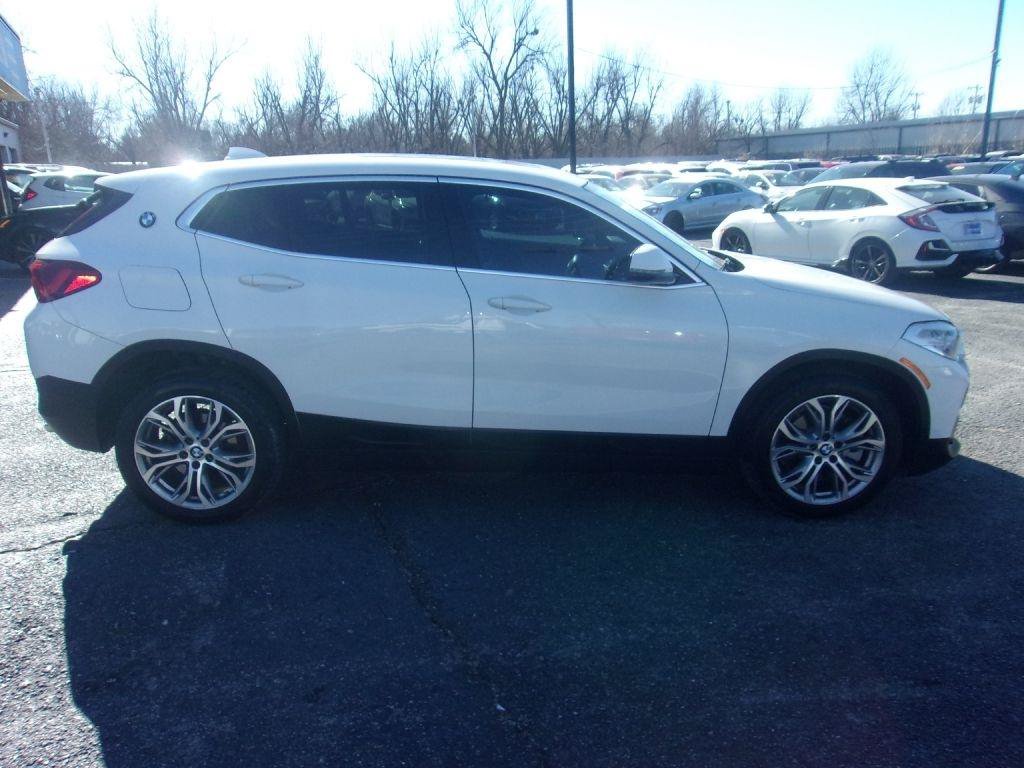 Used 2022 BMW X2 sDrive28i w/ Convenience Package FWD image 4