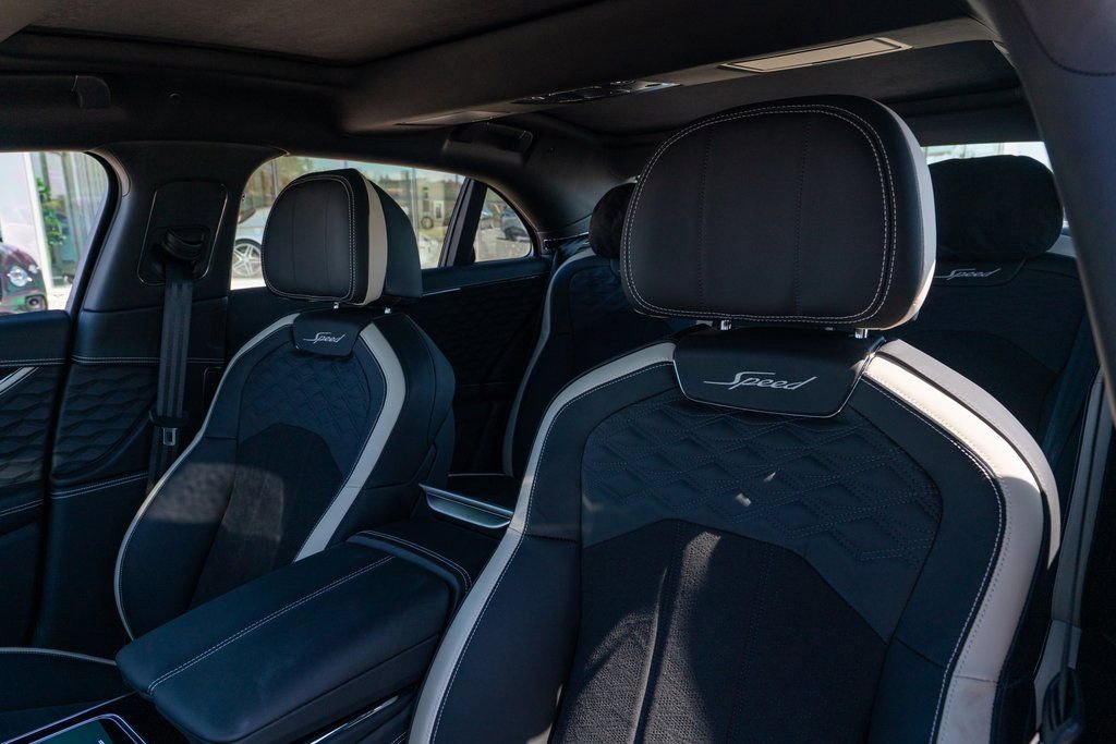 New 2025 Bentley Flying Spur Plug-In Hybrid image 28