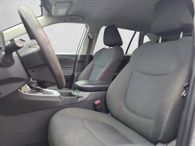 Used 2022 Toyota RAV4 LE image 16