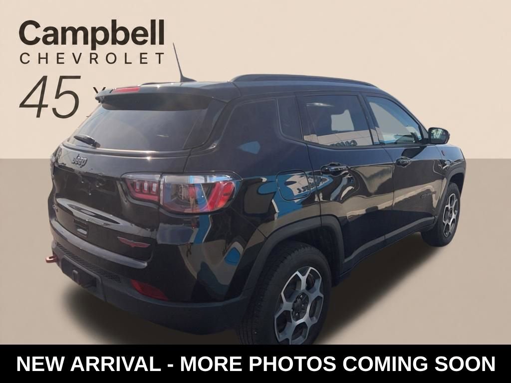Used 2022 Jeep Compass Trailhawk w/ Trailhawk Convenience Group AWD/4WD image 5