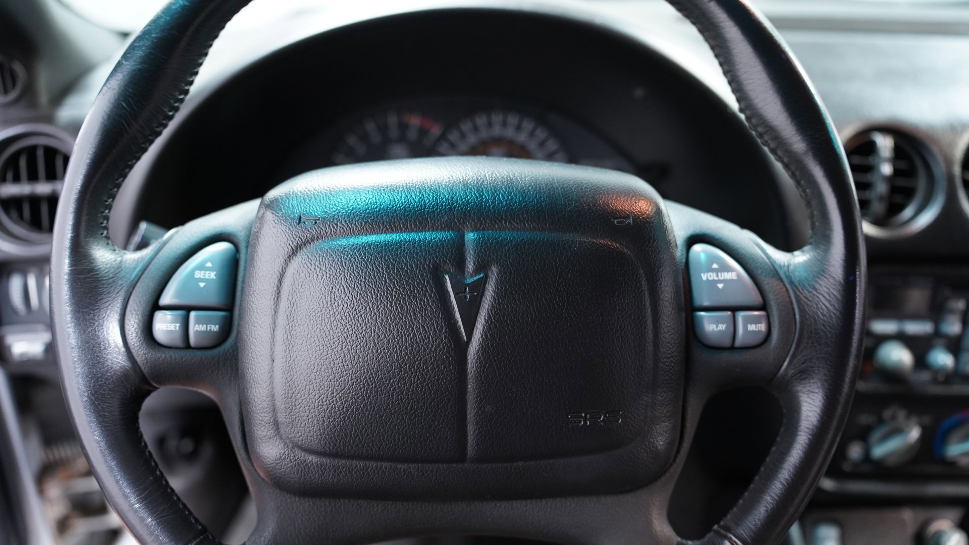 Used 2000 Pontiac Firebird Trans Am RWD image 31