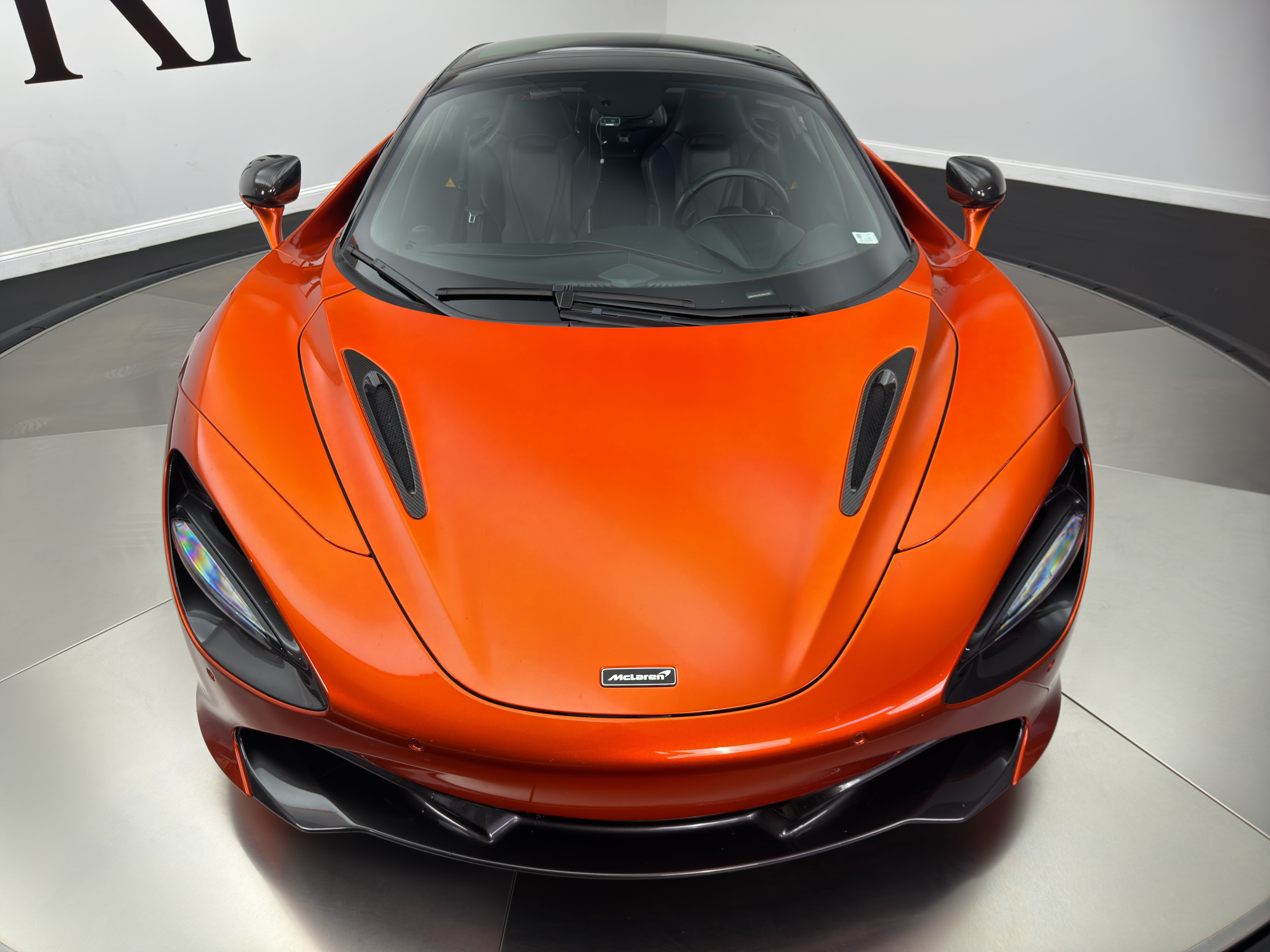 Used 2020 McLaren 720S Spider RWD image 17