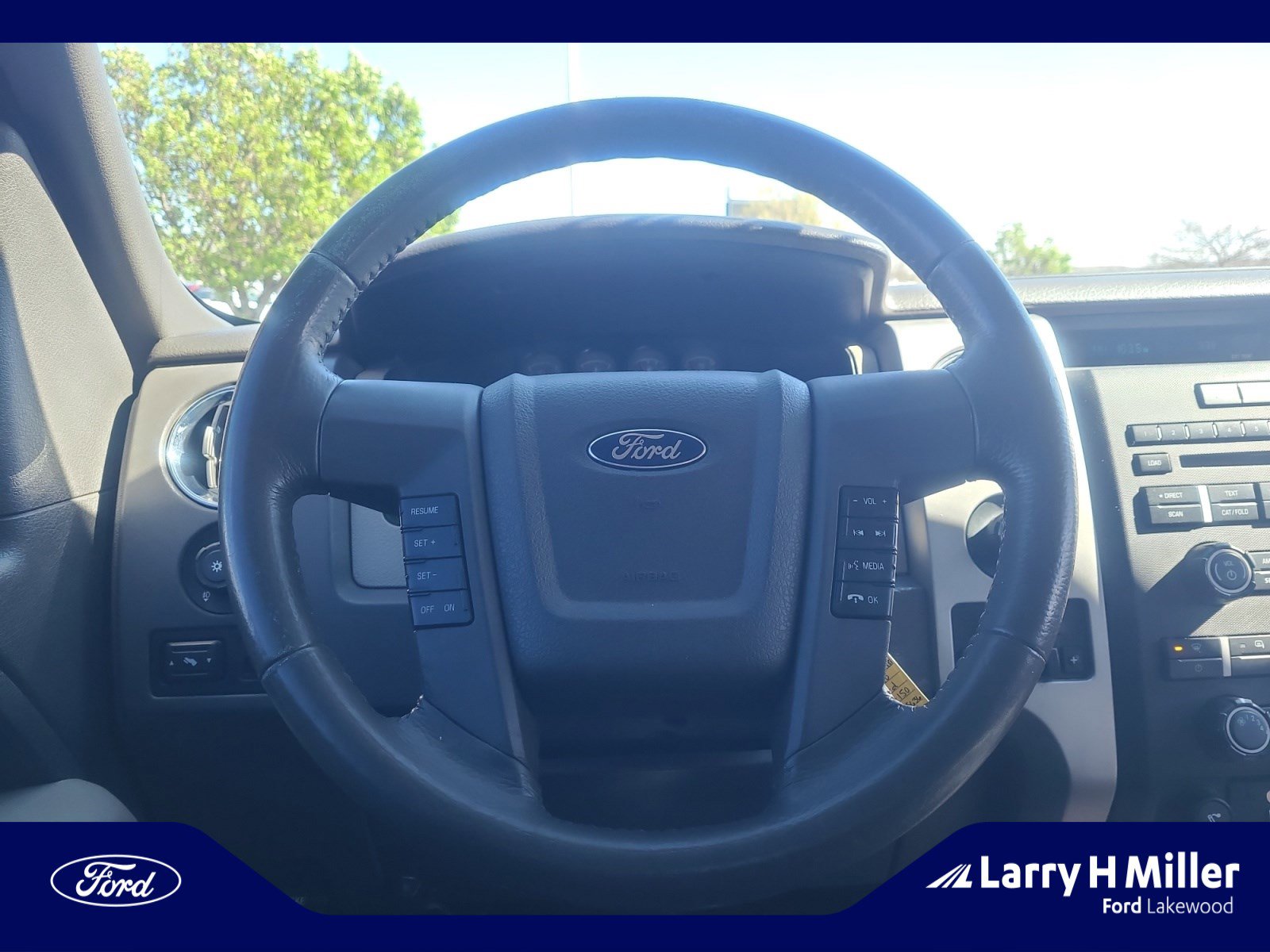 Used 2010 Ford F150 XLT image 9