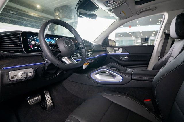 New 2026 Mercedes-Benz GLS 450 4MATIC image 11