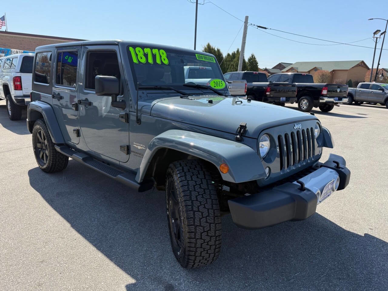 Used 2015 Jeep Wrangler Unlimited Sahara w/ Katzkin Premium Leather Group AWD/4WD image 4