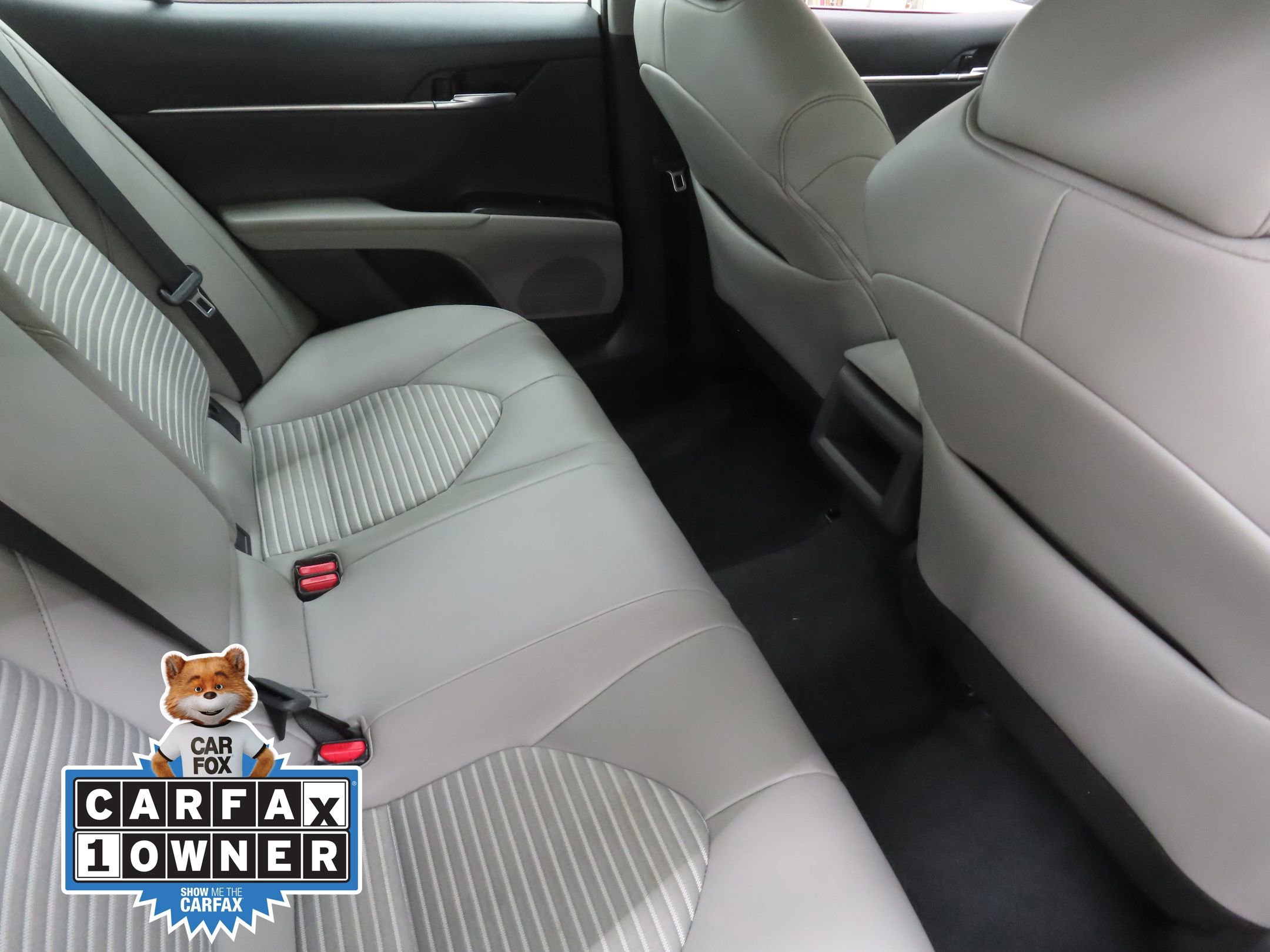 Used 2024 Toyota Camry SE image 22