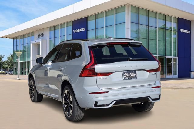Used 2026 Volvo XC60 B5 Plus w/ Protection Package Premier AWD/4WD image 4