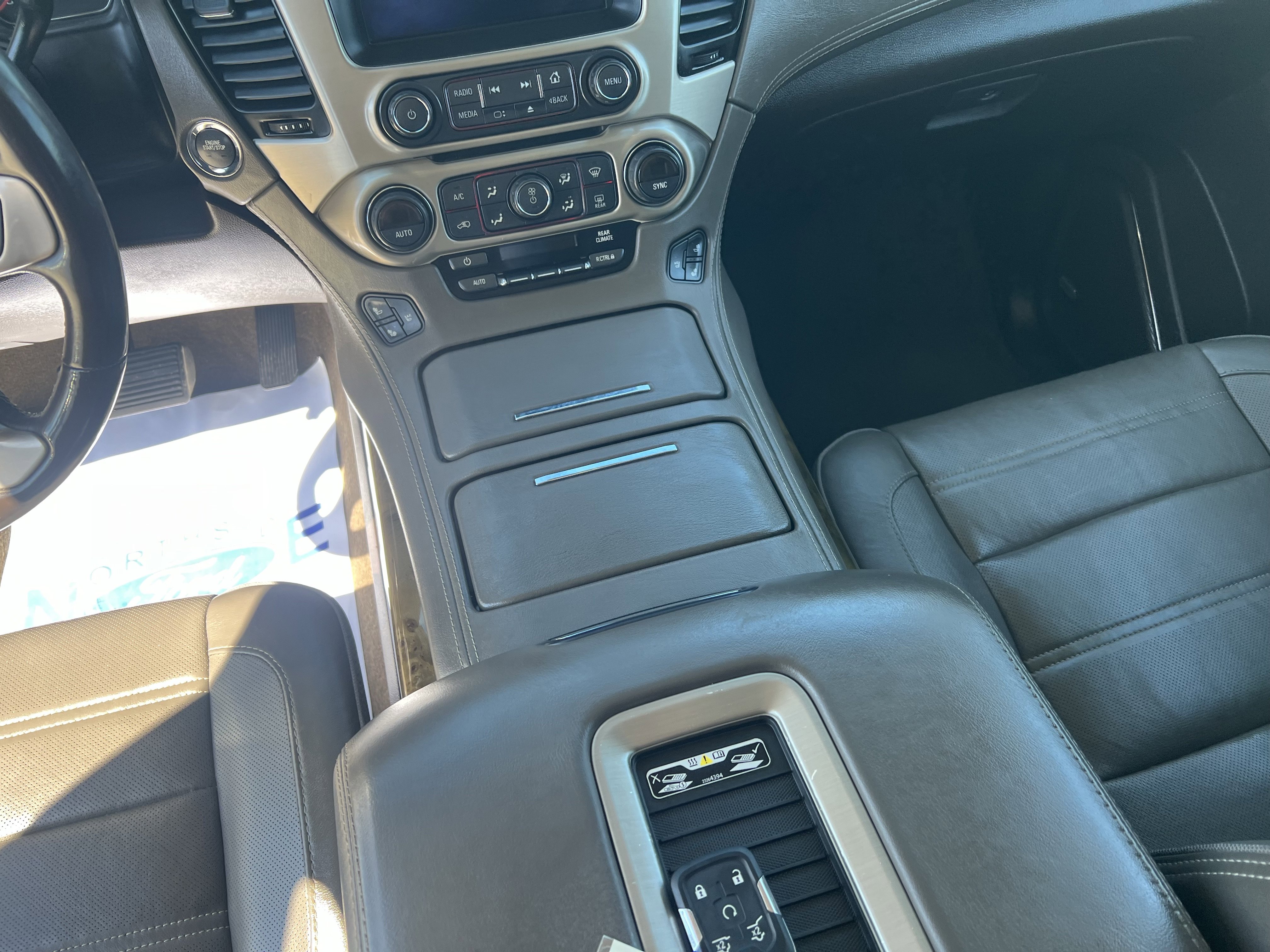 Used 2016 GMC Yukon XL Denali w/ Open Road Package image 24