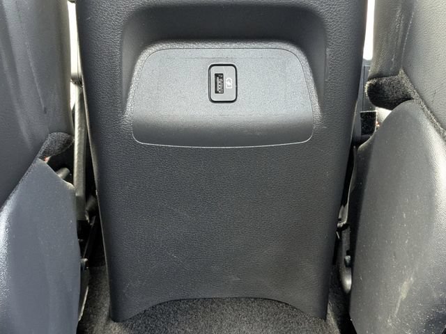 Used 2025 Nissan Sentra SR w/ SR Premium Package FWD image 16