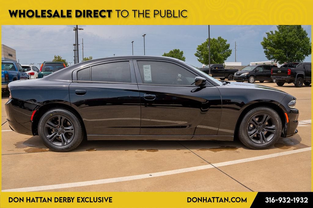 Used 2015 Dodge Charger SE w/ Popular Equipment Group RWD image 29