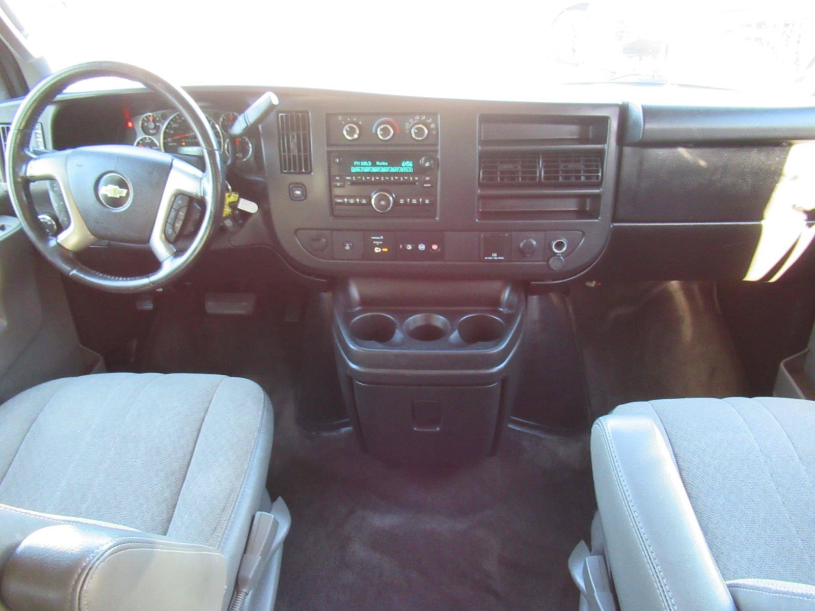 Used 2016 Chevrolet Express 2500 LS RWD image 13