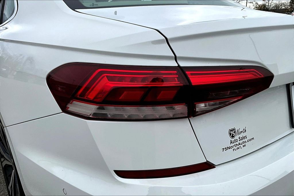 Used 2020 Volkswagen Passat 2.0T SEL image 23