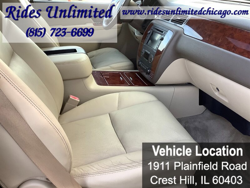 Used 2010 Chevrolet Suburban LTZ AWD/4WD image 35