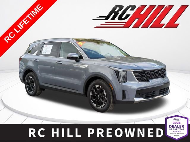 Used 2024 Kia Sorento S w/ Panoramic Sunroof Package