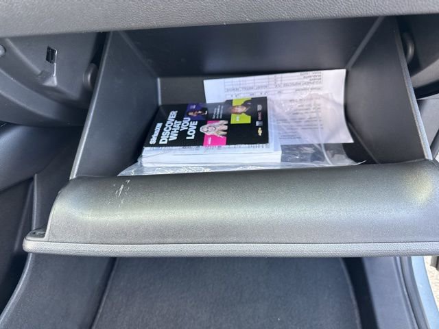 Used 2025 Chevrolet Blazer LT AWD/4WD image 27