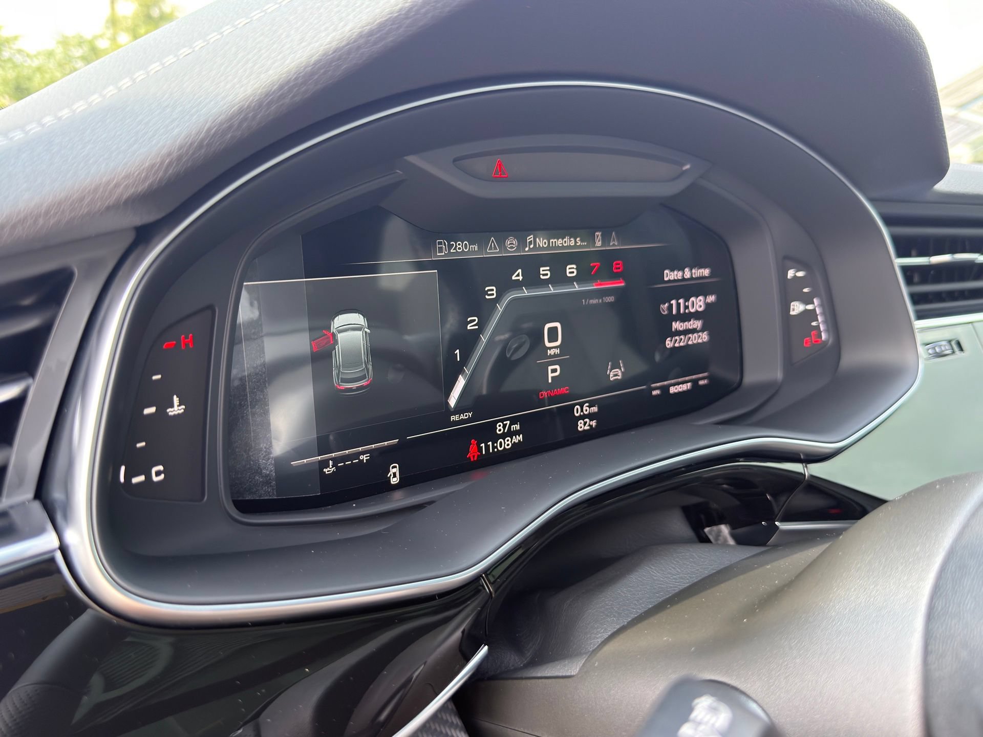 New 2026 Audi SQ8 Premium Plus AWD/4WD image 26